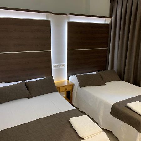 Hotel Ric Sabadell Dış mekan fotoğraf
