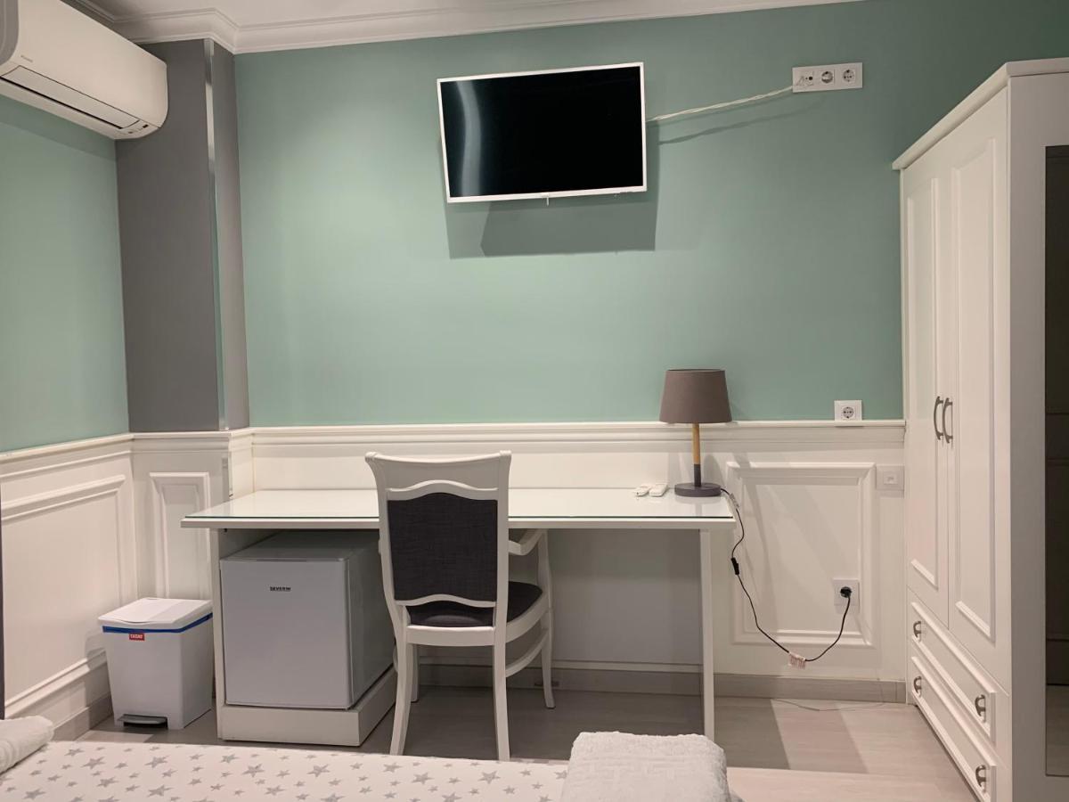 Hotel Ric Sabadell Dış mekan fotoğraf